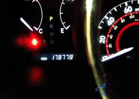 2012 Toyota Highlander Se V6 z USA, uszkodzony, nr VIN 5TDBK3EH0CS096152